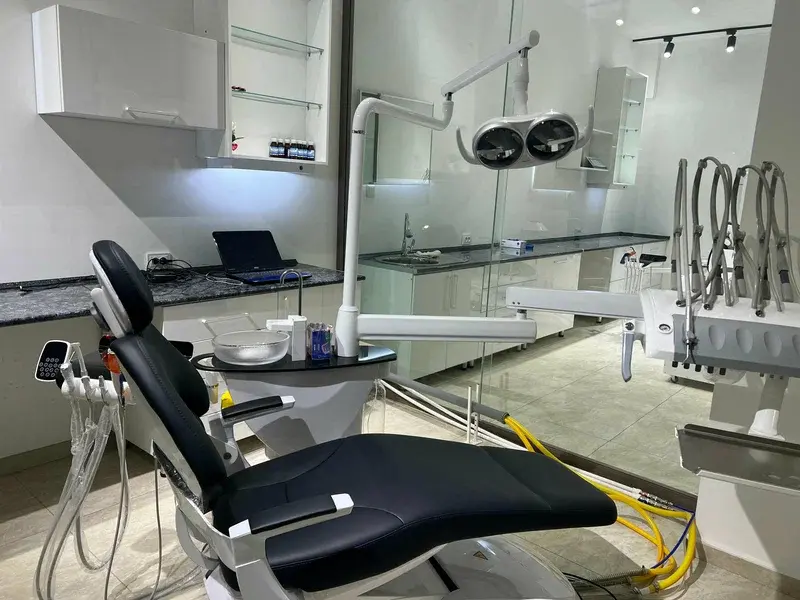 Dr. Rustamov dental clinic gallery 4